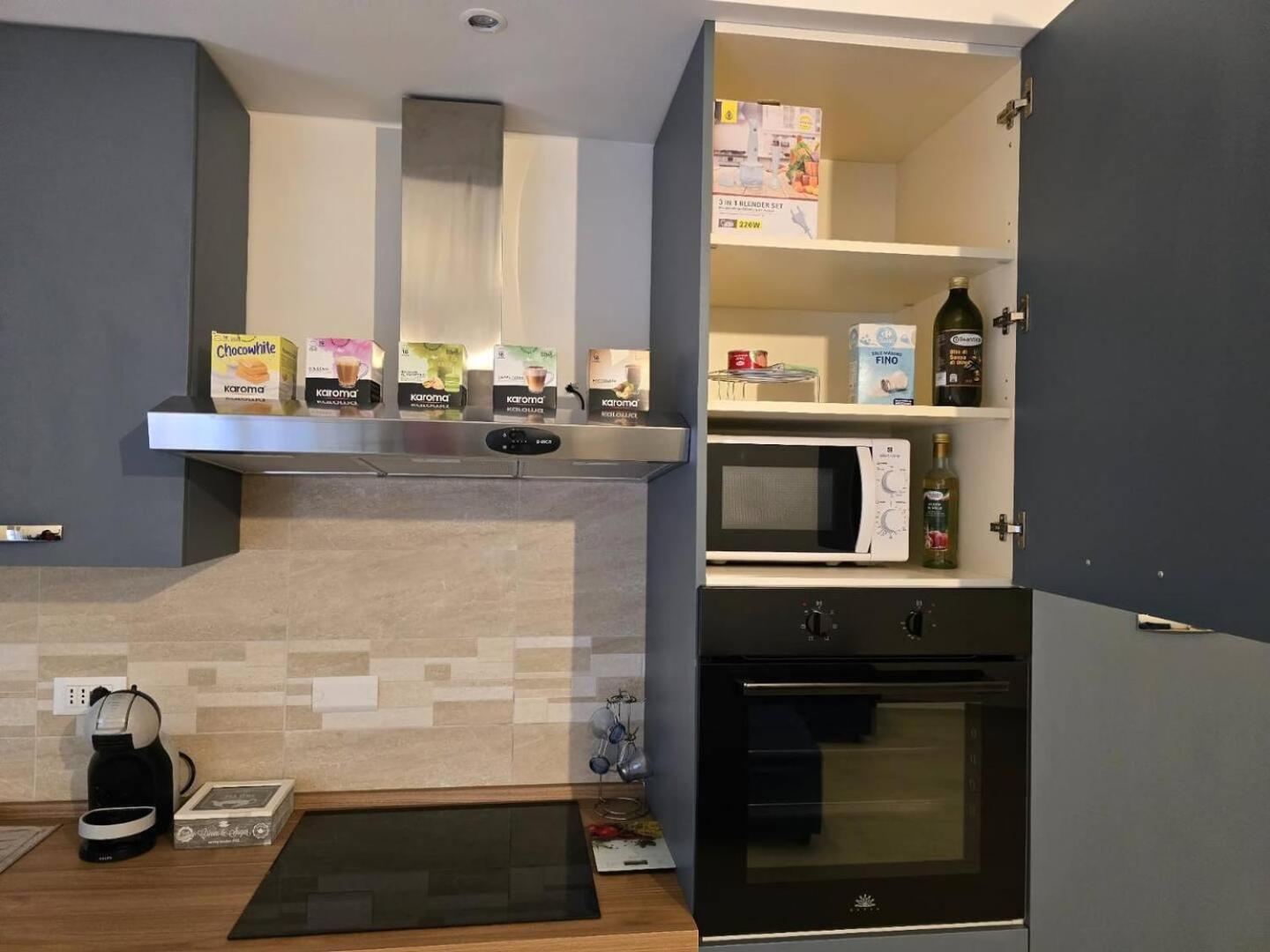 Amelia, Liguria Apartment